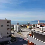 Hola Apartment